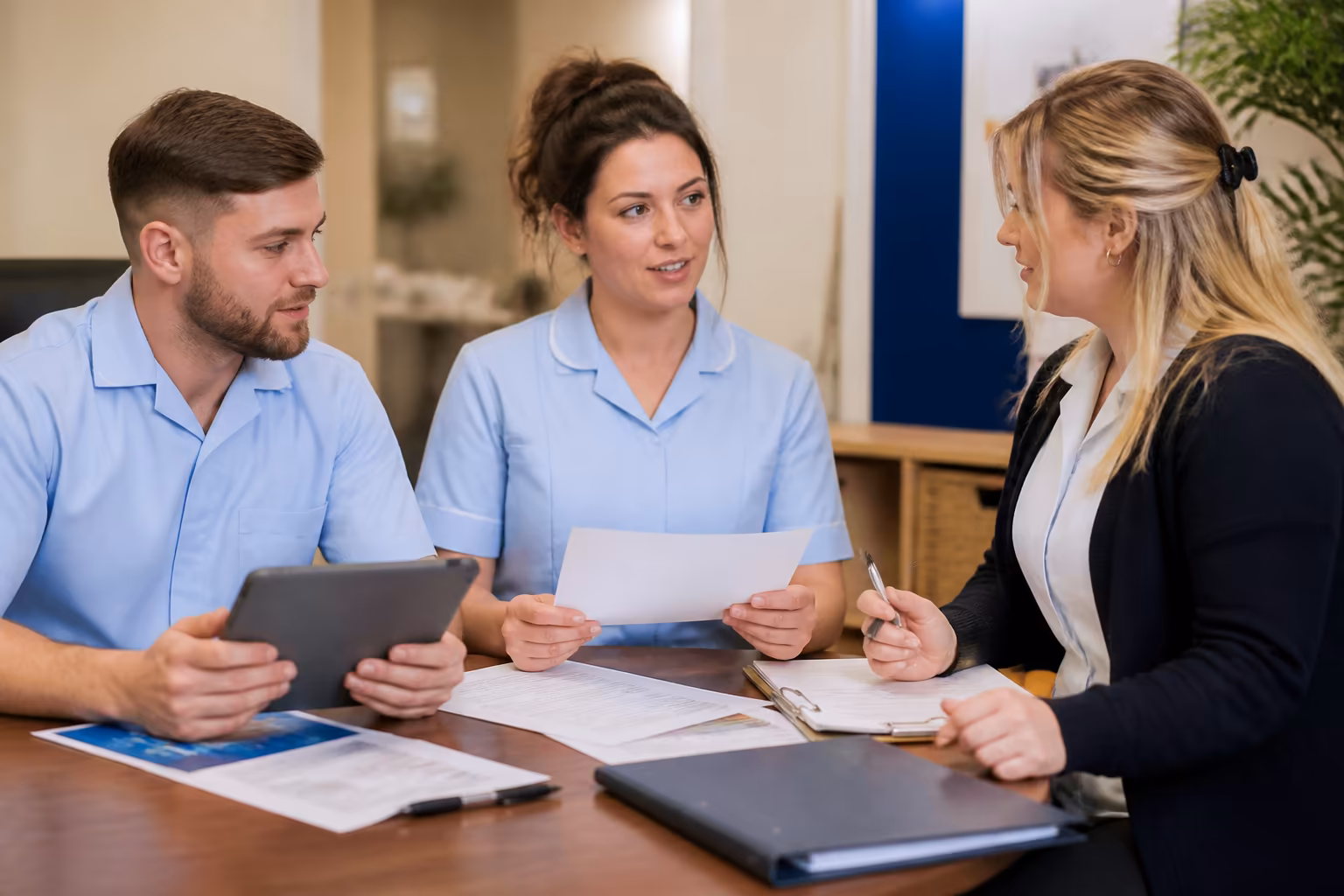 Level 4 Diploma in Health and Social Care Management-90206 Level 4 Diploma in Health and Social Care Management-90206